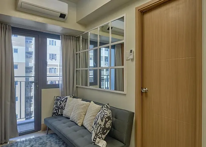 Stylish Space Near Sm Mall Of With Wifi Apartment Manila